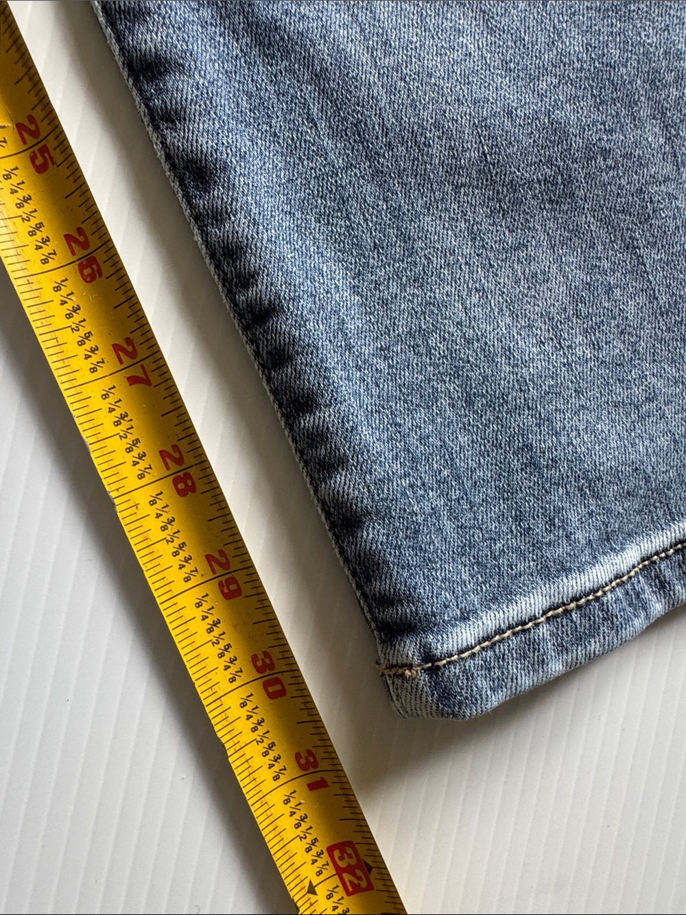 Judy Blue women’s straight leg jeans in Washed Denim Blue. Size 14W - Picture 10 of 13